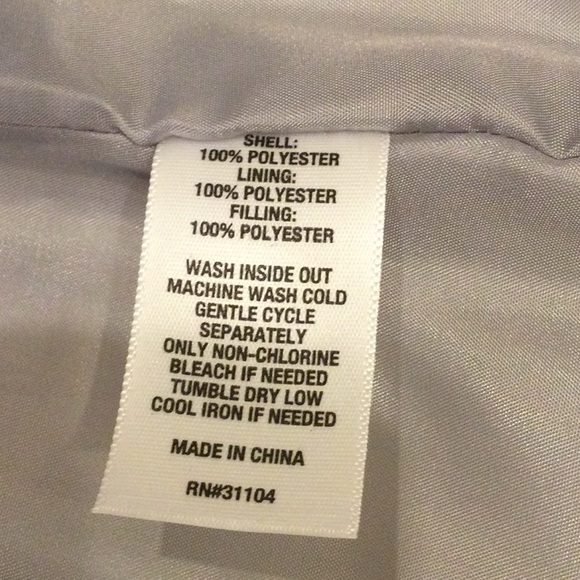 Animal Print Puffer Vest Cream and Gray Size Medium New with Tags - Picture 8 of 10